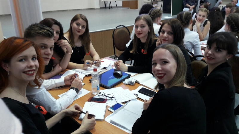 Состоялся очередной творческий конкурс будущих учителей математики и информатики